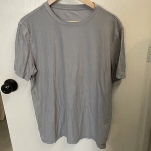 Vuori Strato Tech Tee Short Sleeve Shirt Mens Large Gray Gym Training Fitness